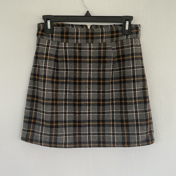 Forever 21 gray plaid 90s-inspired vegan wool mini skirt size small/xs. - Picture 6 of 7